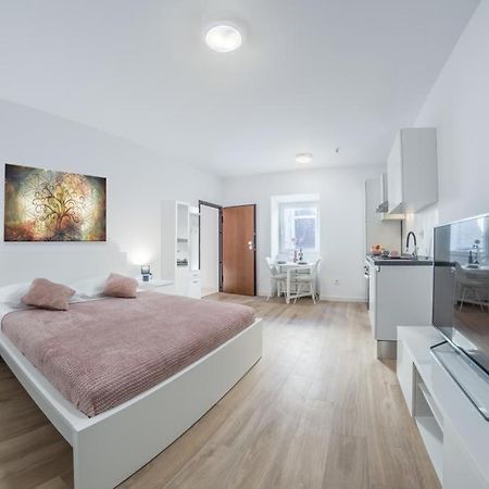 Apartment Klara Free Parking, Center Pula Luaran gambar